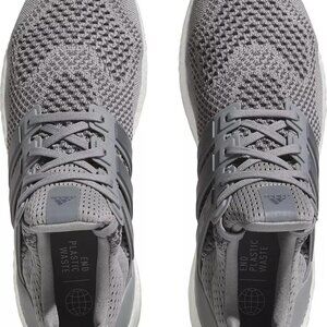 Adidas UltraBoost 5.0 Grey DNA Size 7 BRAND NEW